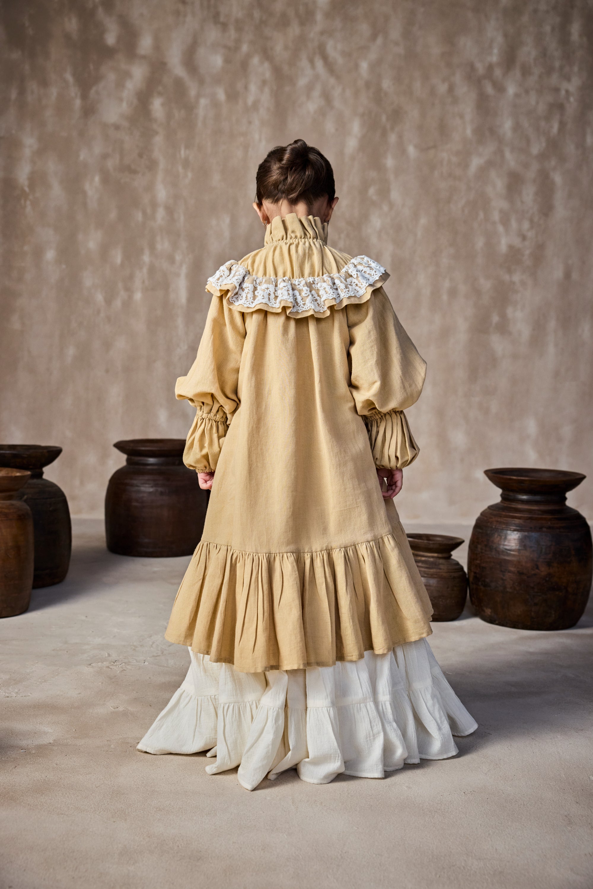 The Farah Cape with Cia Sleeveless Jalabiya