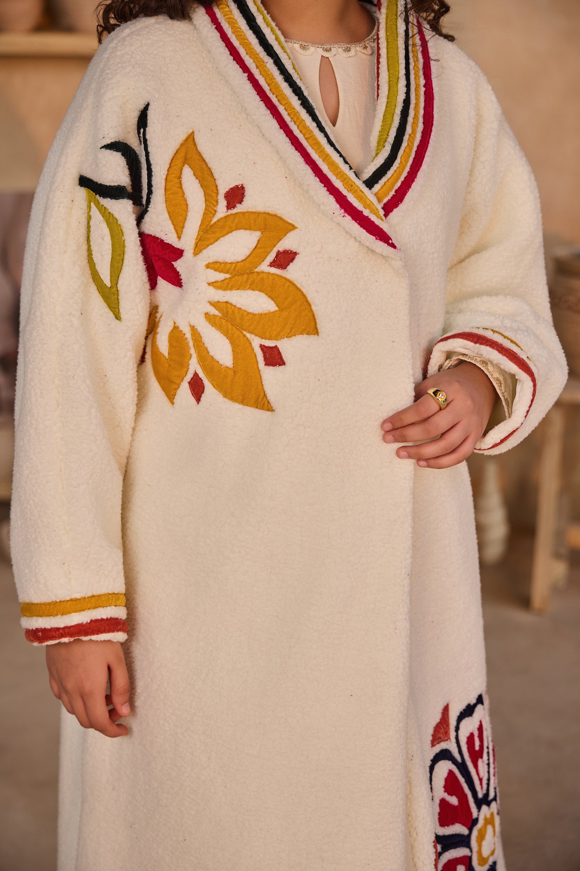 Asher Wool Cape with Cia Full Sleeves Jalabiya (Set of 2)