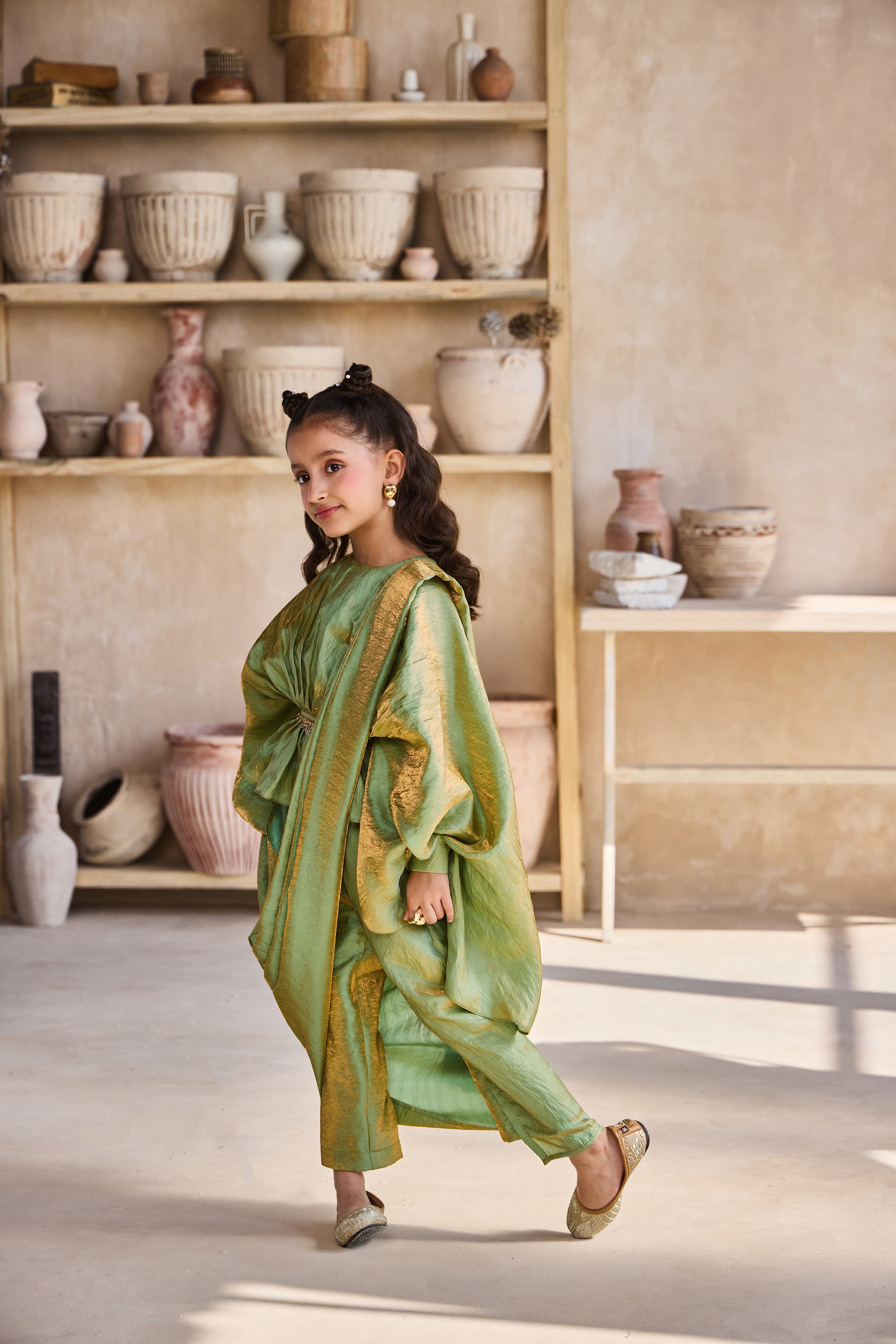 Rahmir Drape Saree with Blouse (Set of 2)