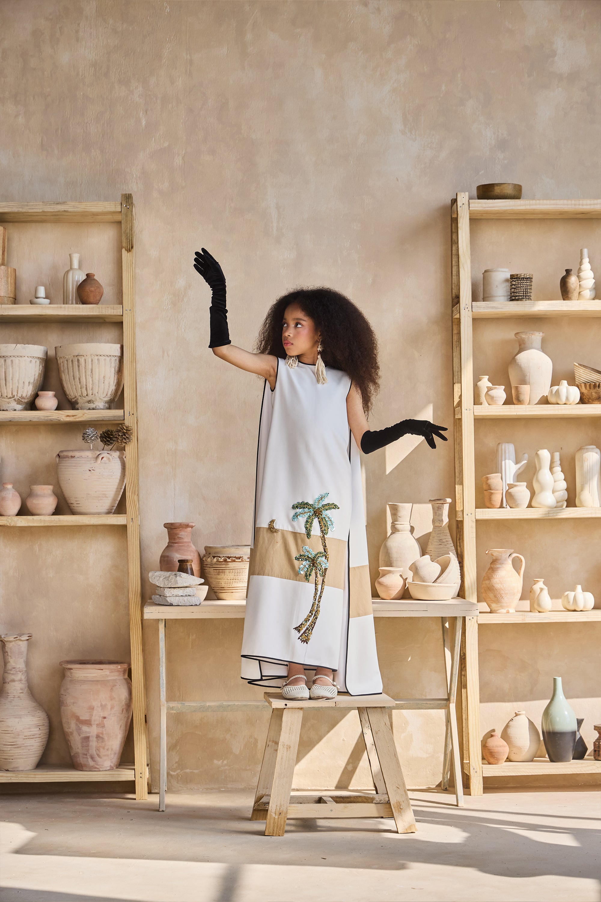 Black Strechy Gloves