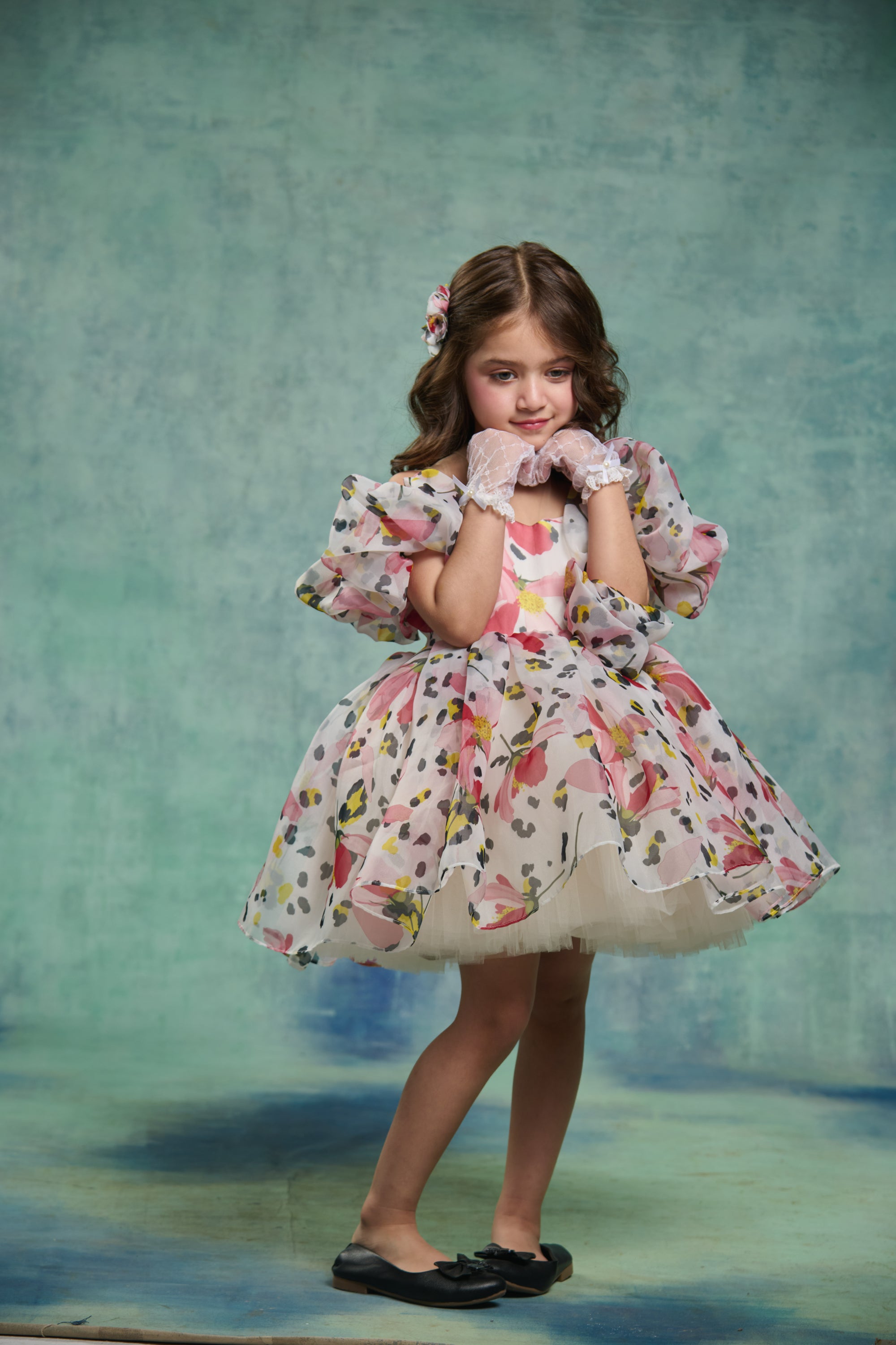 Eliza Victoria Bow Gloves