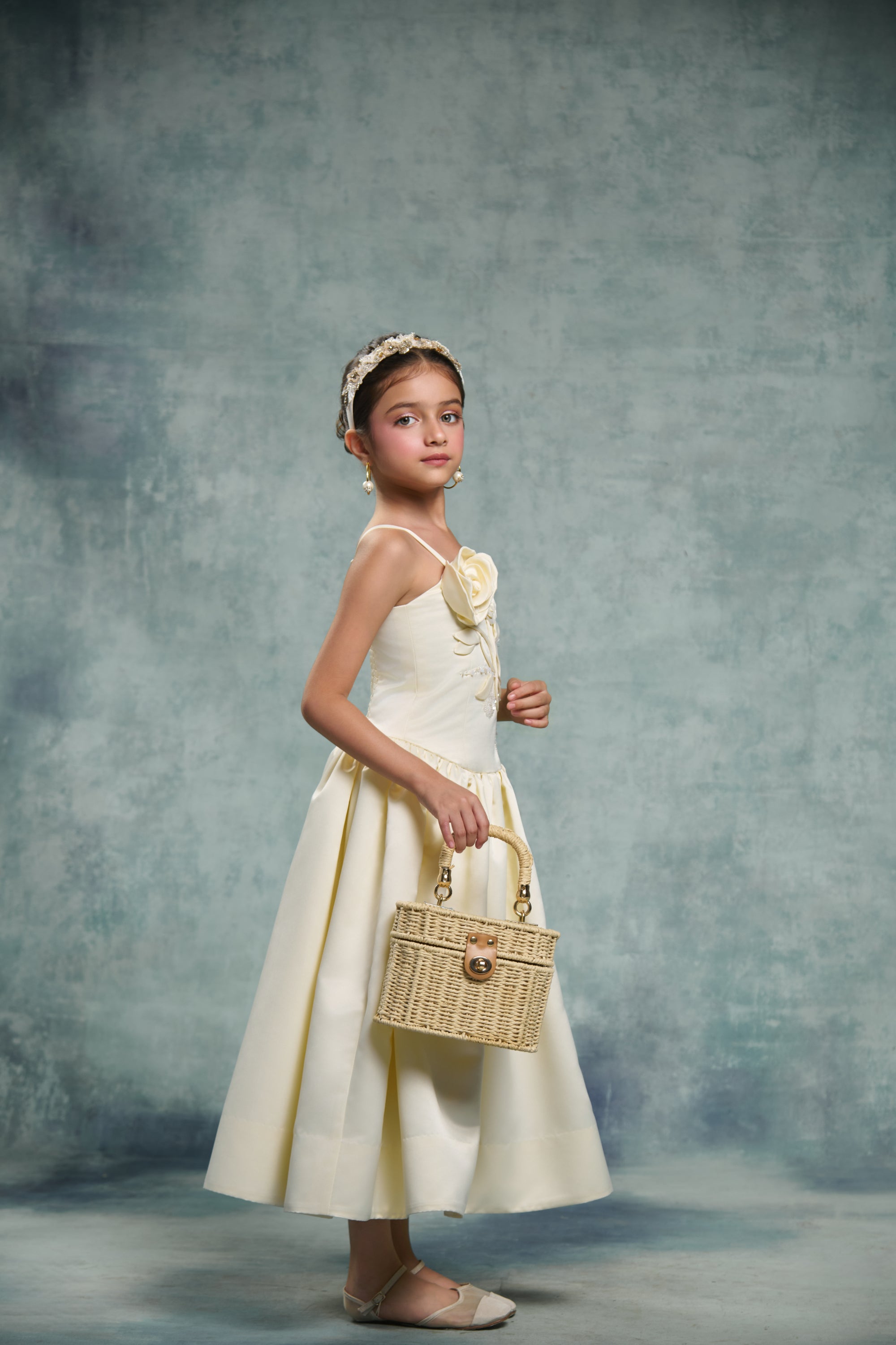The Alaia Hairband (Off White & Gold)