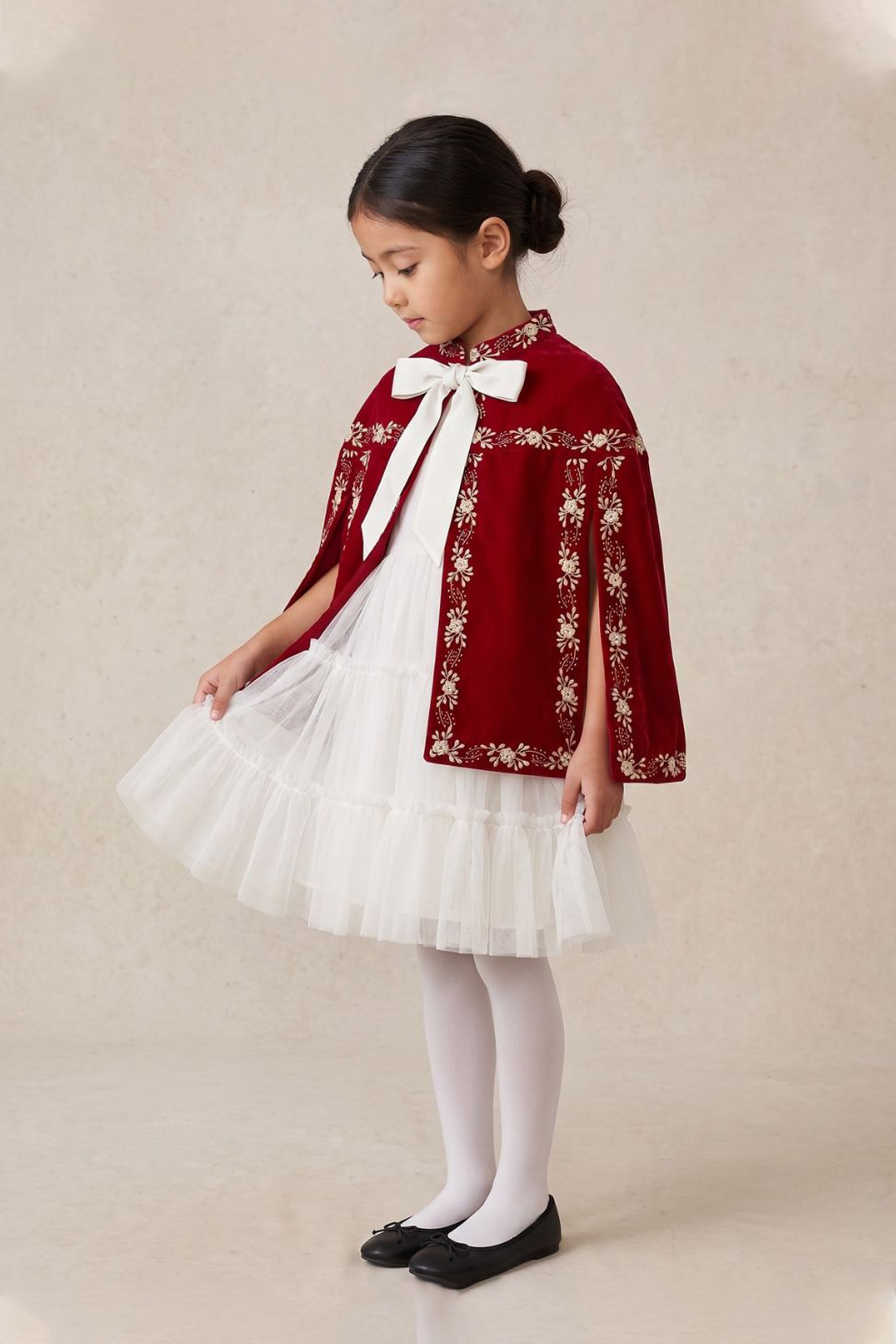 The Floral Velvet Cape (Red)