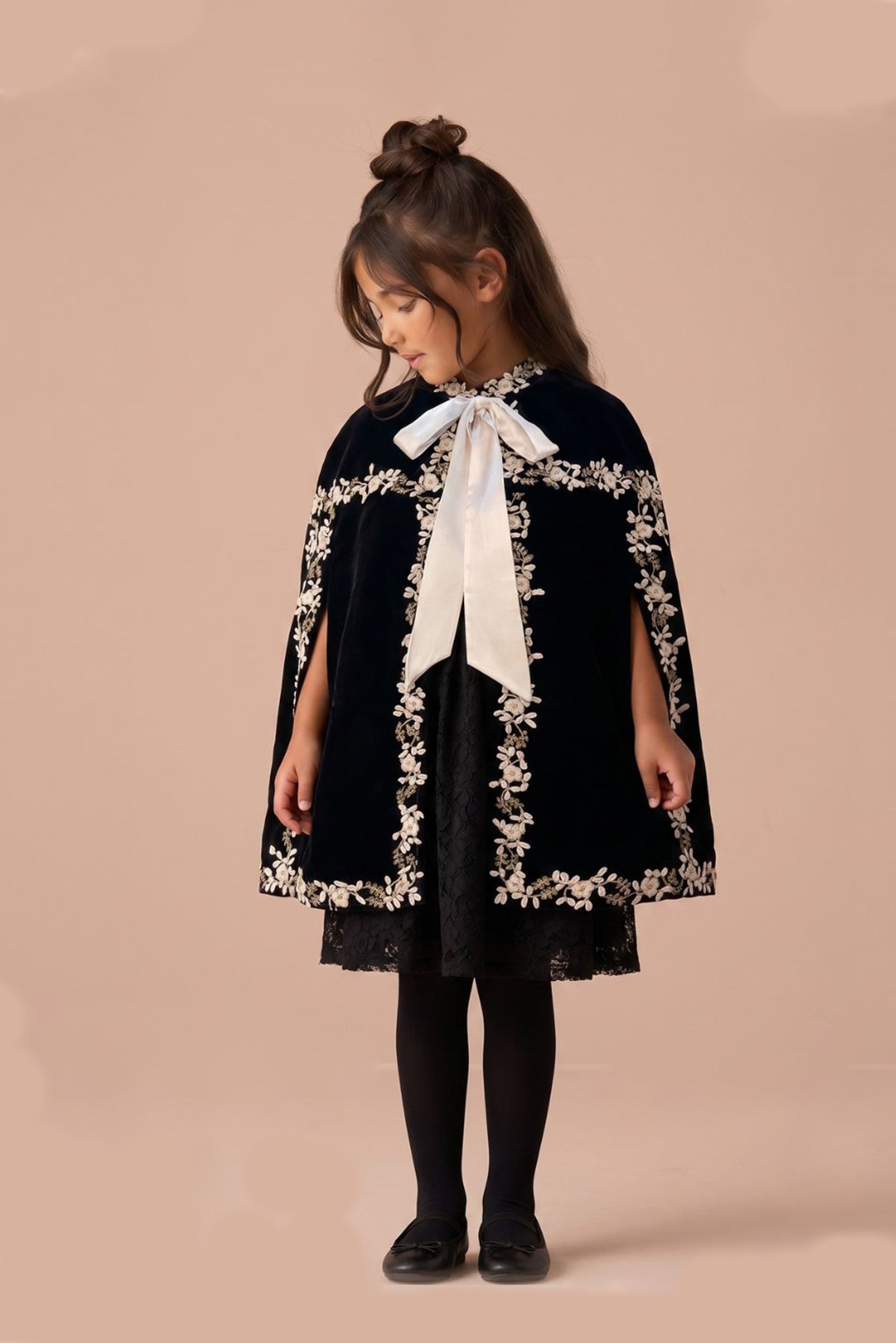 The Floral Velvet Cape (Black)