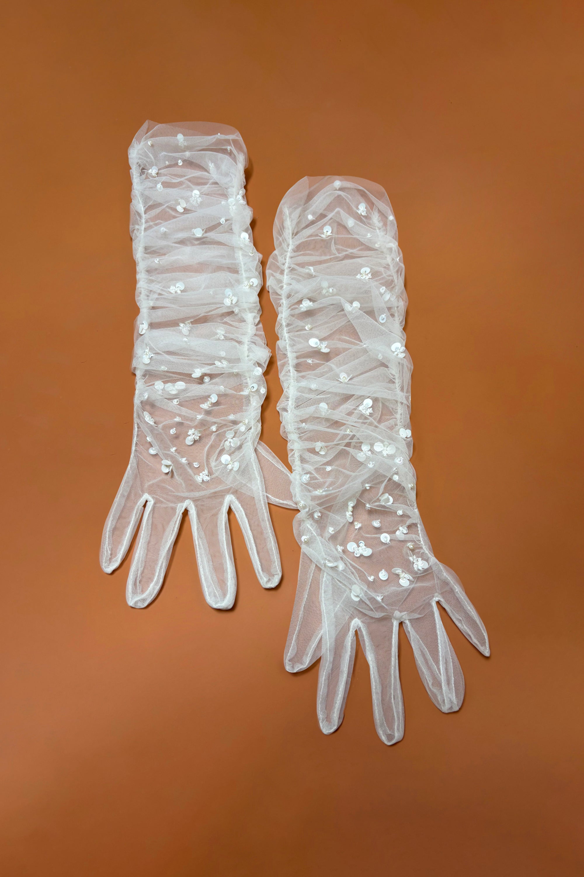 Elara Gloves