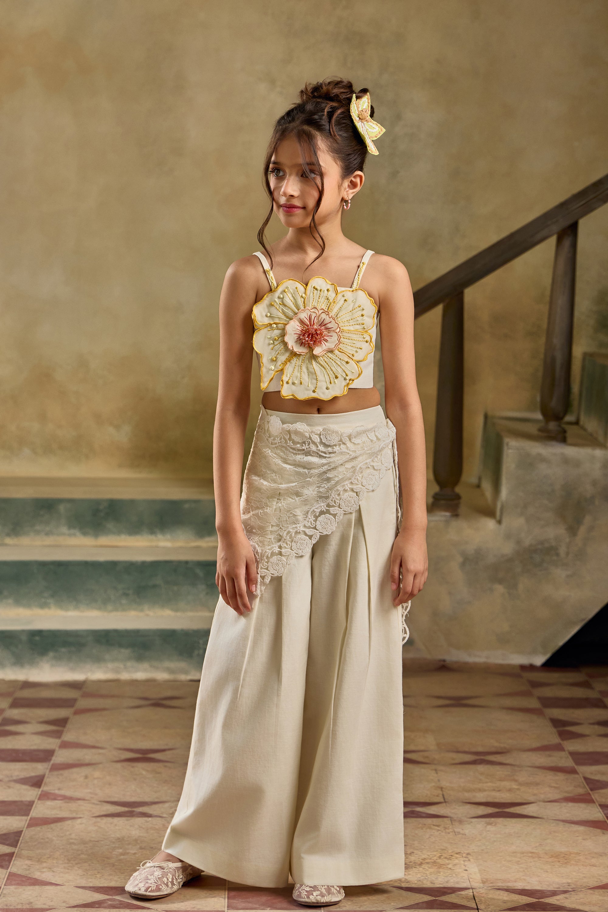 Fleure Co-ord Set with Bandana (Set of 3)
