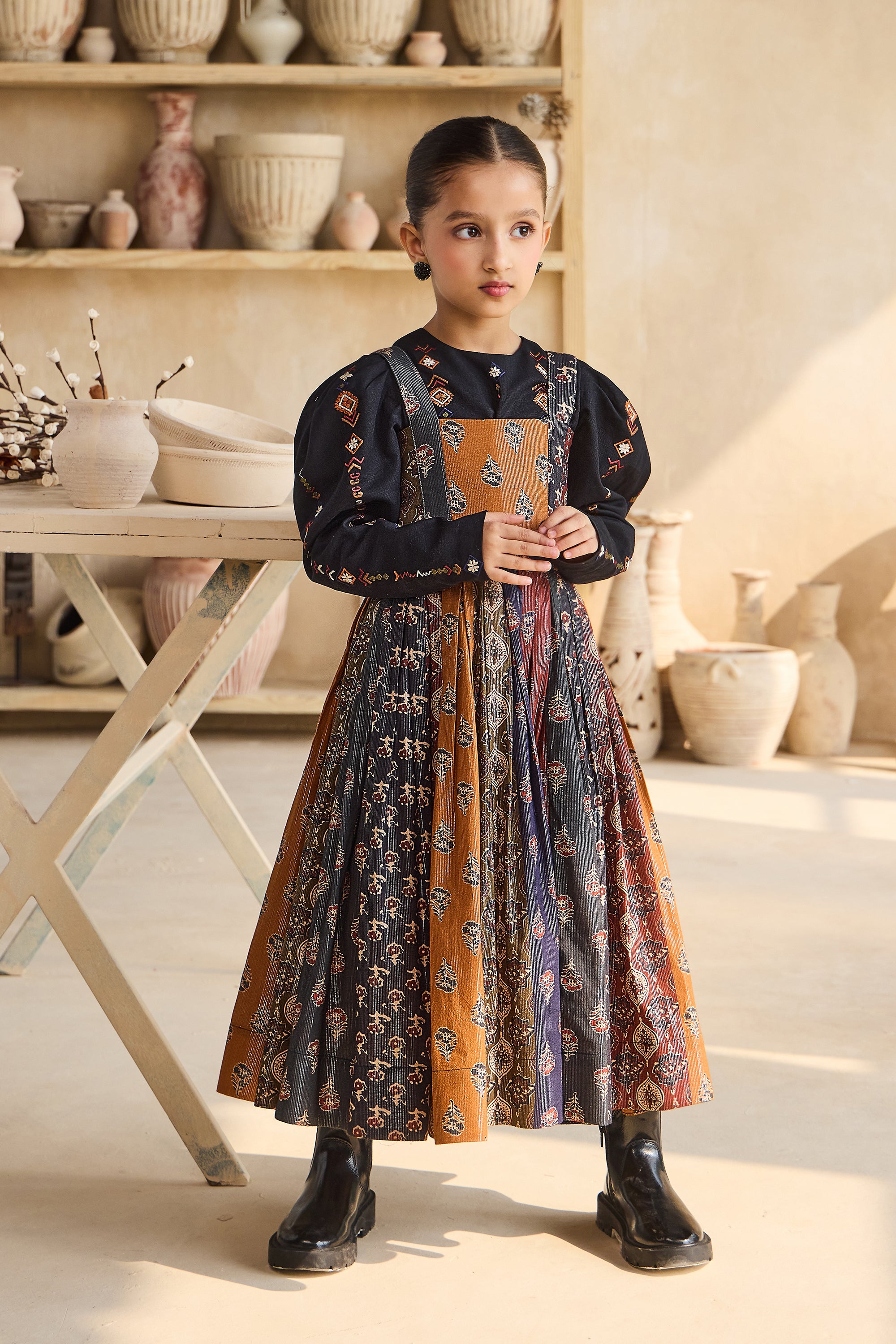 Nuresa Dress with Esti Embroidered Blouse (Set of 2)