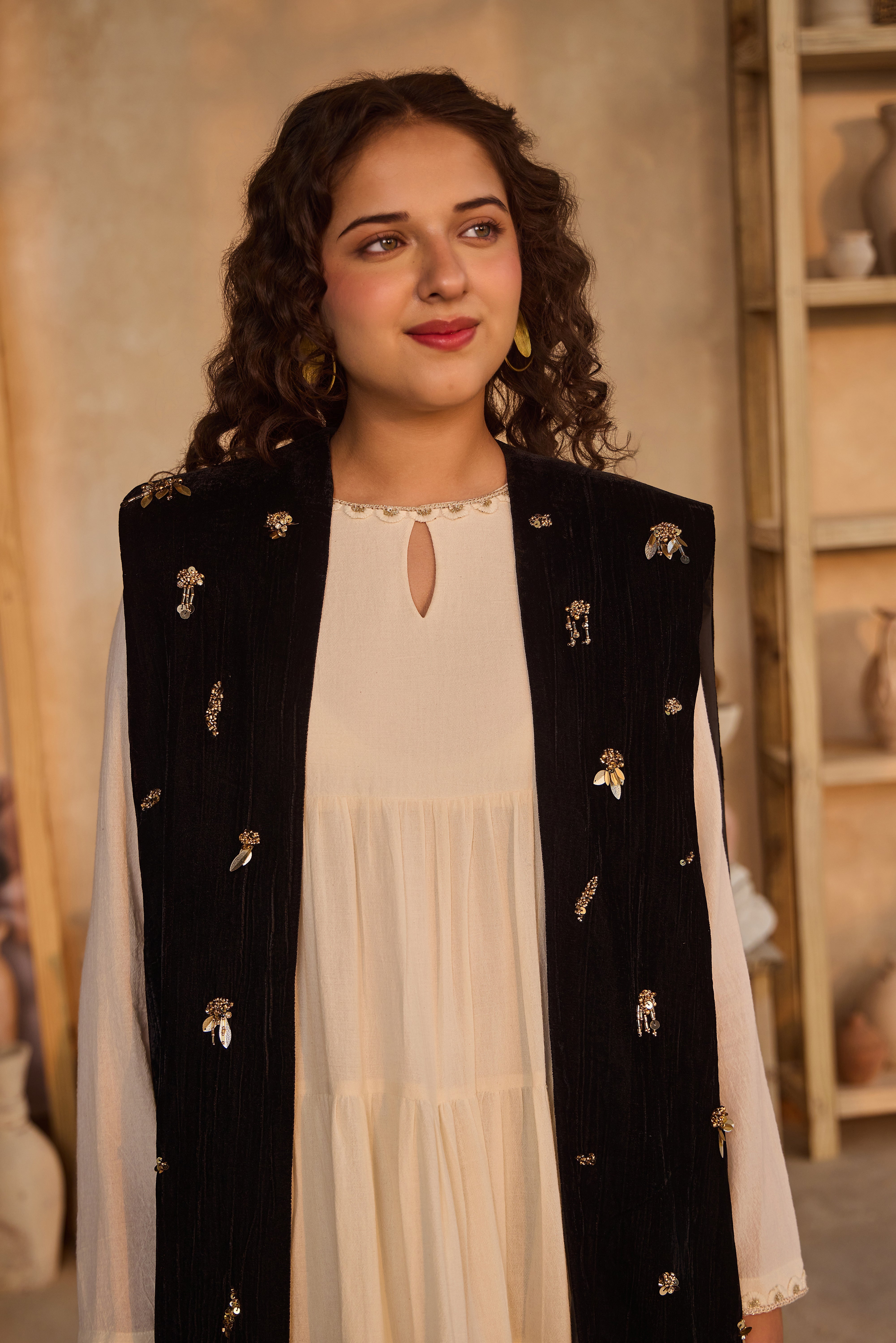 Alaida Black Fringe Cape with Cia Full Sleeves Jalabiya (Set of 2)