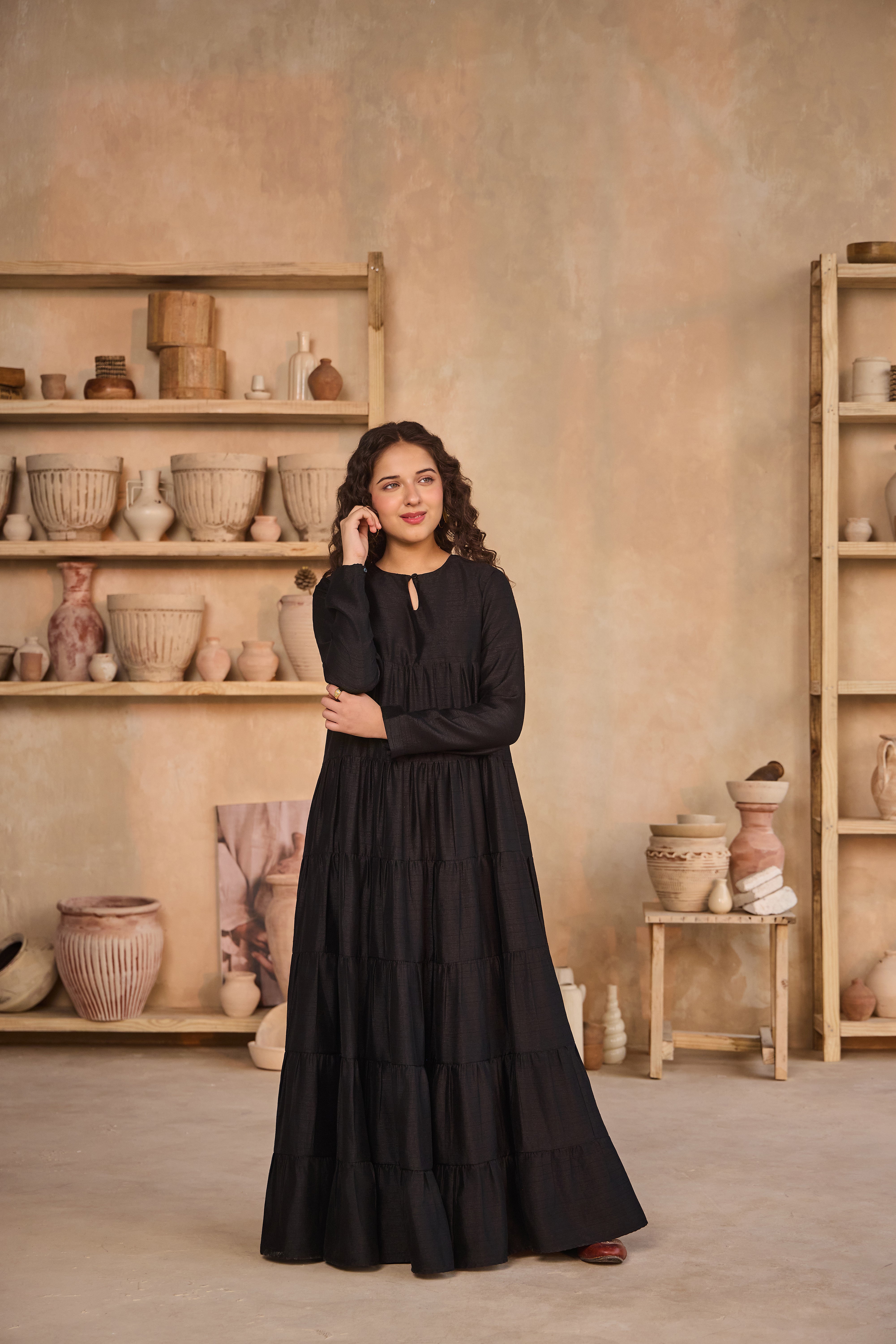 Alaida Cape with Laiba Jalabiya (Set of 2)