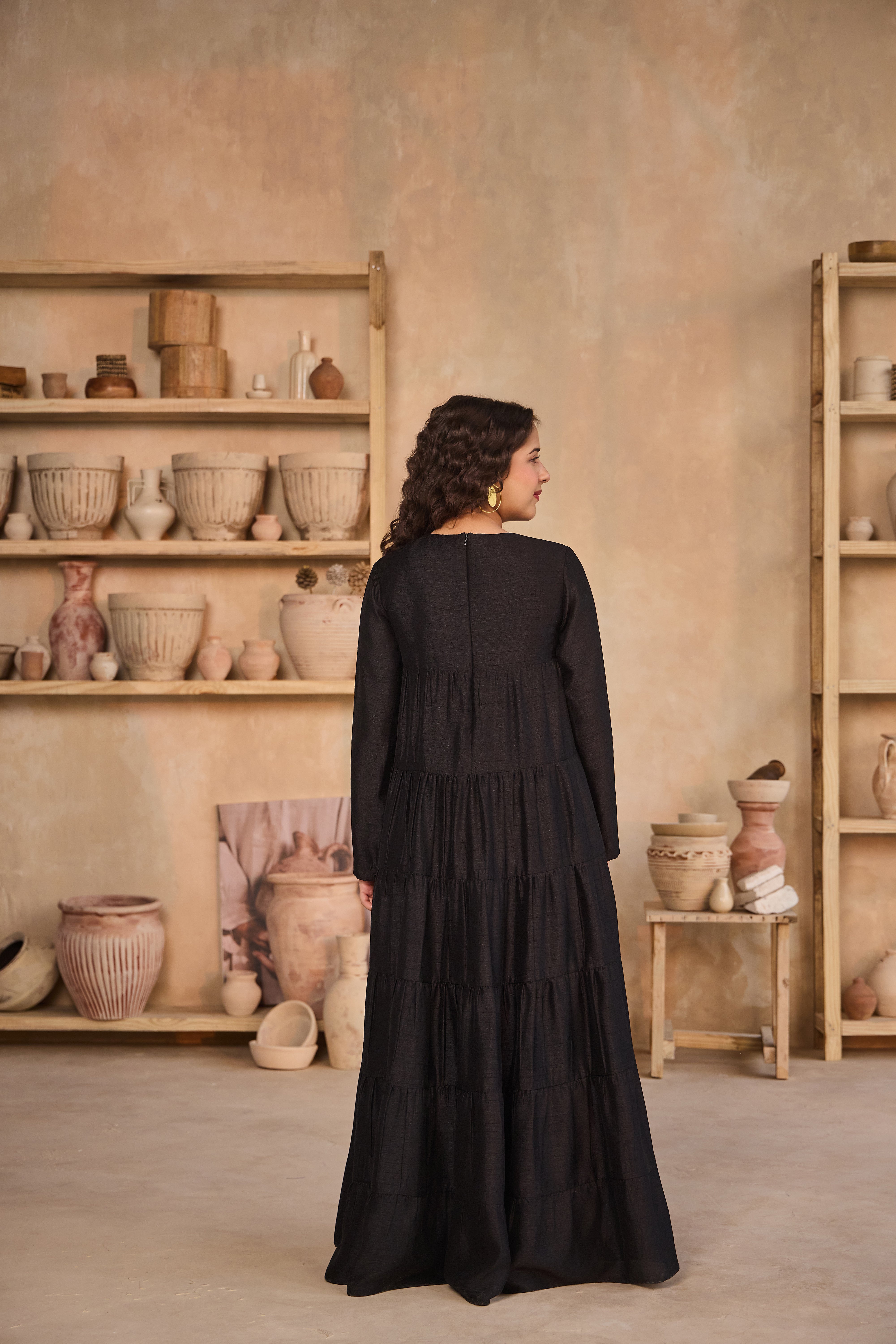 Alaida Cape with Laiba Jalabiya (Set of 2)