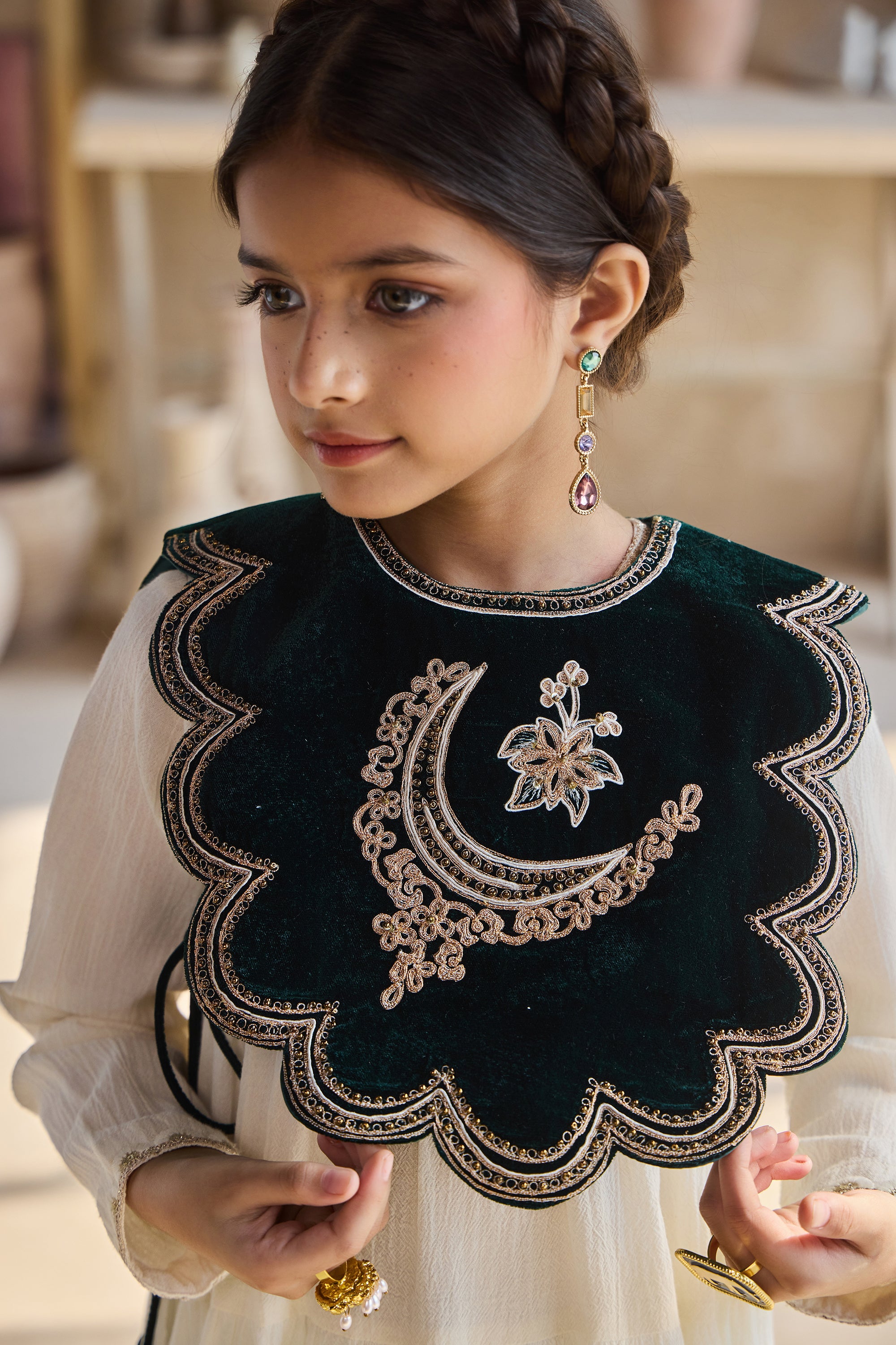 Emerina Dark Green Cape with Cia Full Sleeves Jalabiya (Set of 2)