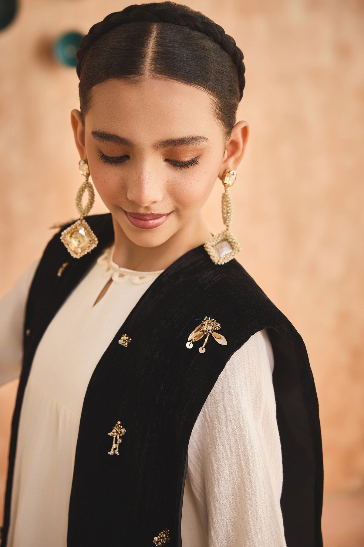 Nayel Black Fringe Cape with Cia Full Sleeves Jalabiya