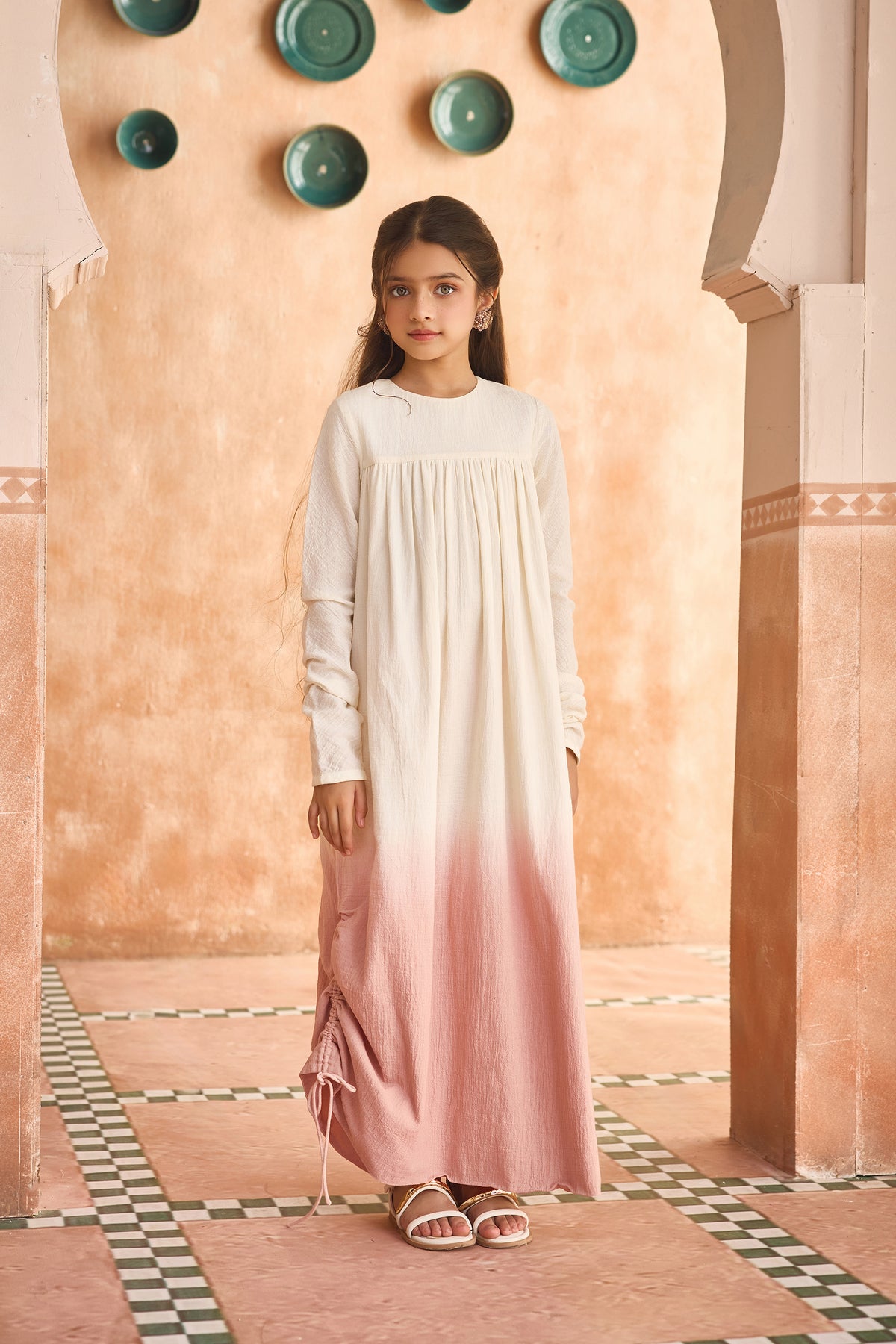 The Izara Ombre Pink Cape Set